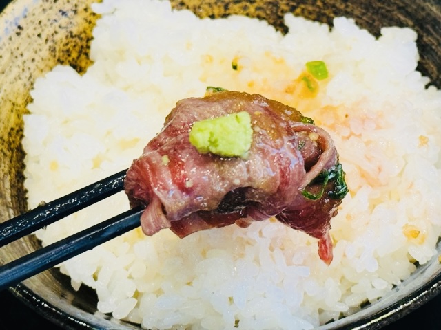 吉祥寺 肉ドレス海鮮丼 本店