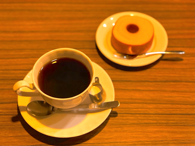 西荻窪「コーヒーロッジ ダンテ」のコーヒー