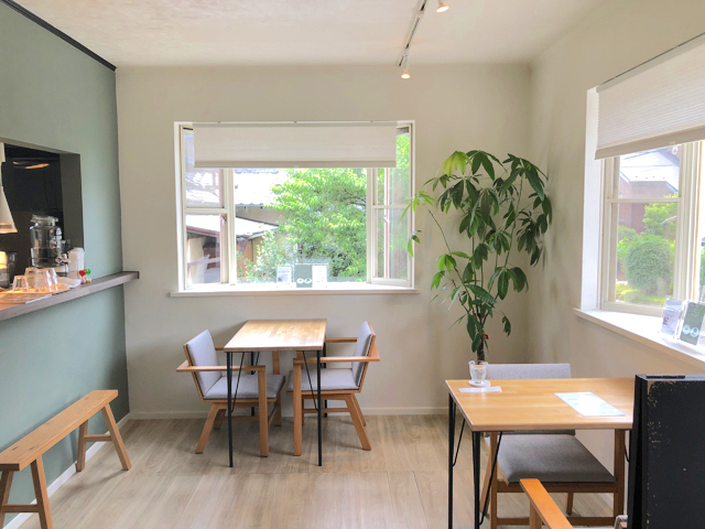KYOROZAN COFFEEの店内