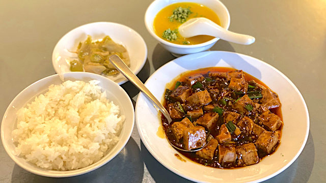 芙蓉菜館（フヨウサイカン）の麻婆豆腐