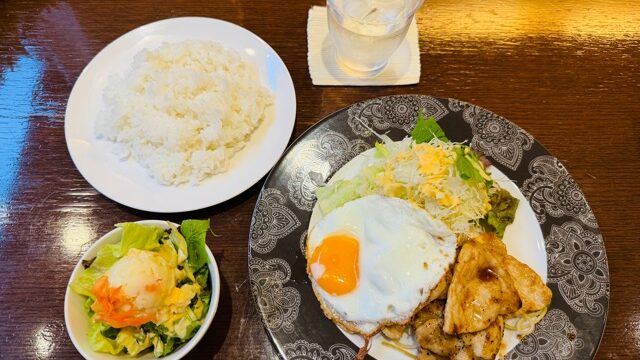 三鷹台「カフェ野田」
