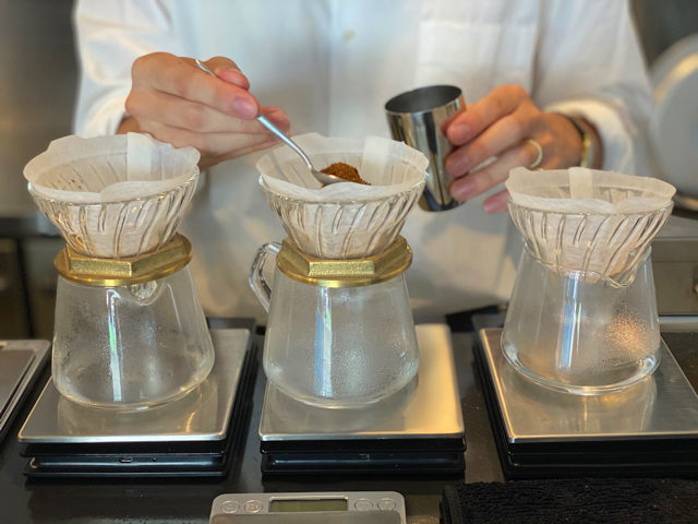 西荻窪「浅煎りコーヒーと自然派ワイン Typica(ティピカ)」のコーヒー2