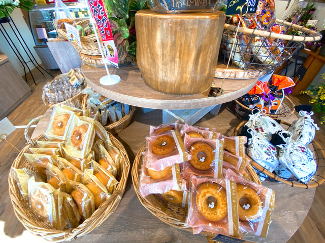 うーおの森 は美味しい焼き菓子やケーキが買えるかわいい街のおやつ屋さん キチナビ 吉祥寺のおすすめカフェ グルメサイト