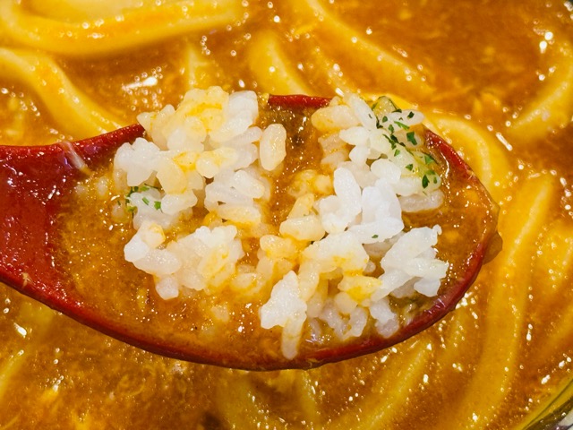 丸亀製麺とTOKIOのコラボ！とろけるチーズのトマたまカレーうどん