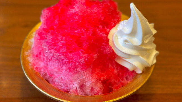 コメダ珈琲店でかき氷を販売中 ソフトクリームがトッピングできてボリューム満点 キチナビ
