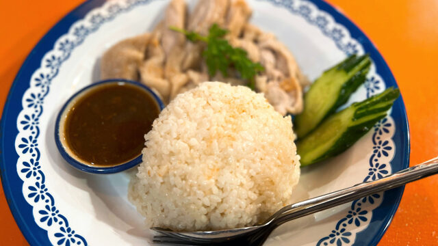 吉祥寺・ハーモニカ横丁内の「アジア食堂ココナッツ」