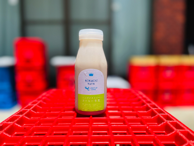 吉祥寺のミルクスタンド店「武蔵野デーリー CRAFT MILK STAND」のコーヒー牛乳