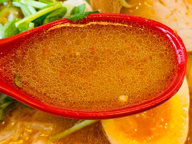 ワンタンメンの満月 三鷹店