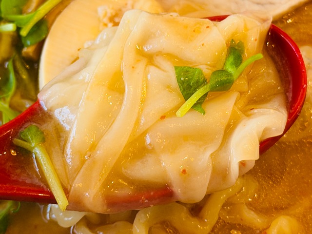 ワンタンメンの満月 三鷹店