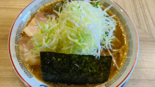 三鷹「鯨人（げいにん）」