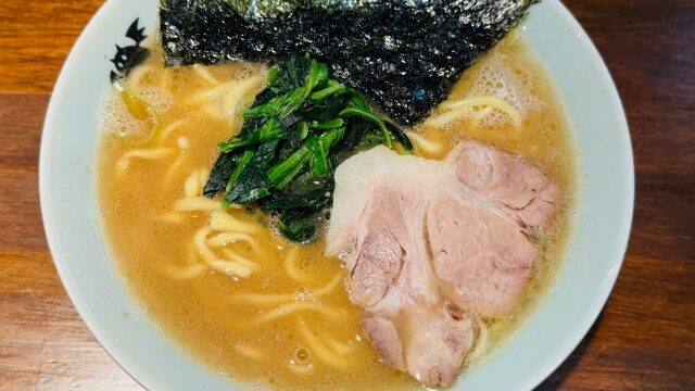 吉祥寺「洞くつ家」