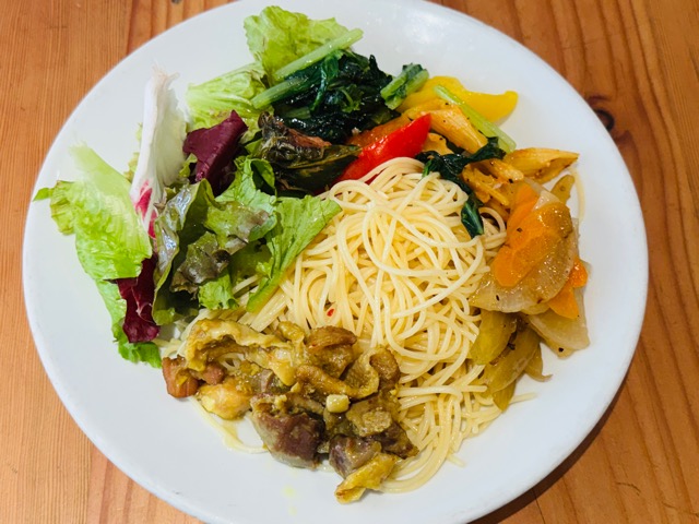 吉祥寺「トーキングゴリラ&デブー」ランチバイキング