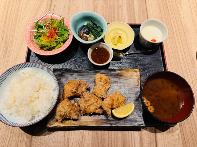 おもてなしとりよし 吉祥寺店