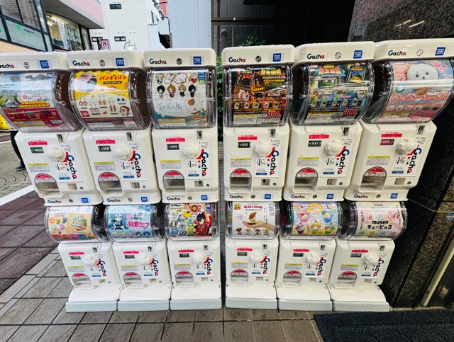 カプセル楽局 武蔵境店