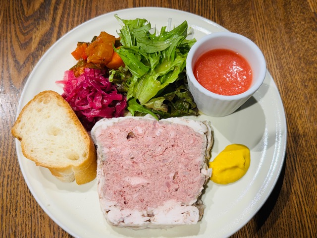 吉祥寺「ビストロスズ」