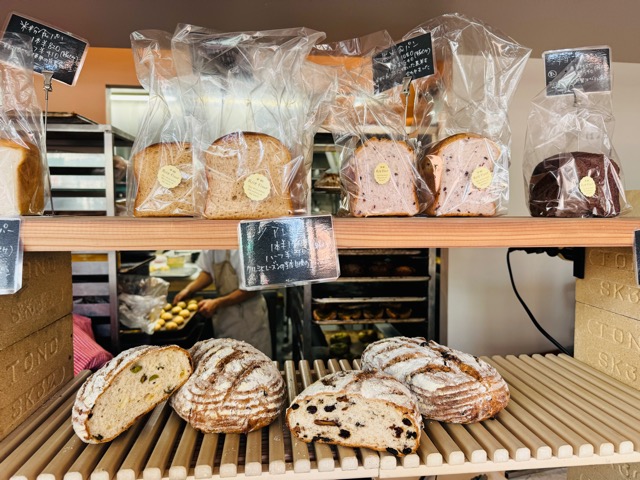 三鷹北口・武蔵野市「お米パン5 2/1 bakery（ごはんベーカリー）」