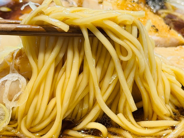 三鷹「麺屋さくら井」移転ラーメン