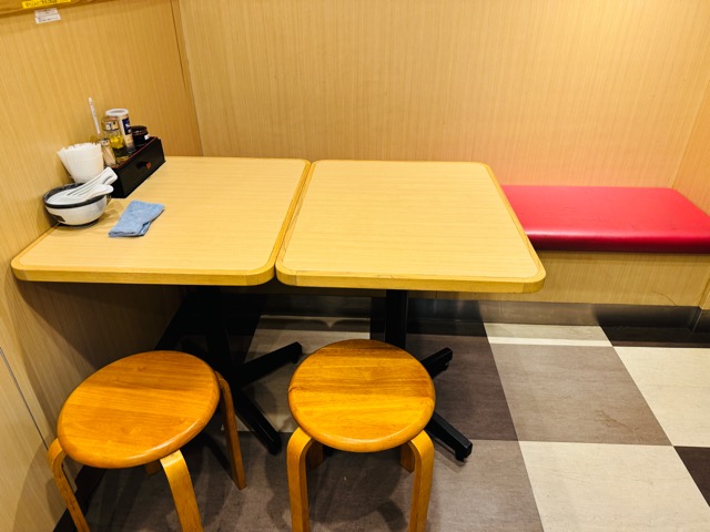 中華そば よしかわ 西荻窪駅店