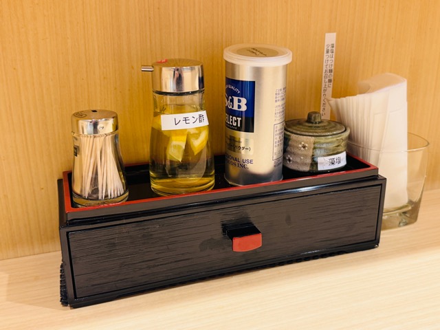 中華そば よしかわ 西荻窪駅店