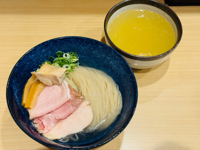 中華そば よしかわ 西荻窪駅店