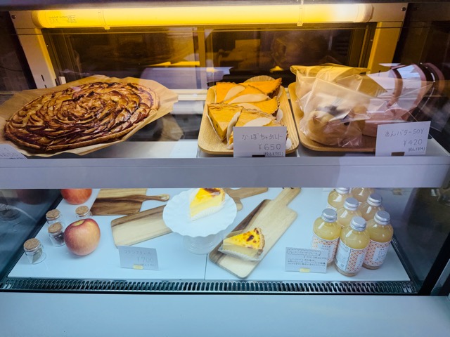 三鷹台「コロレ」