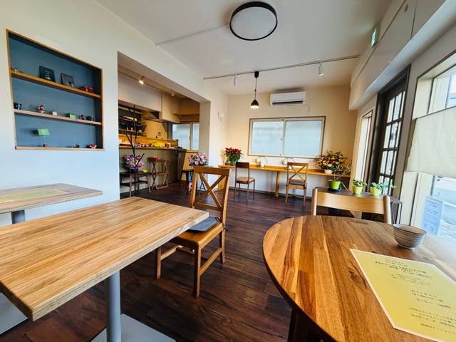 三鷹北口「トト」玄米おにぎりとスープのお店