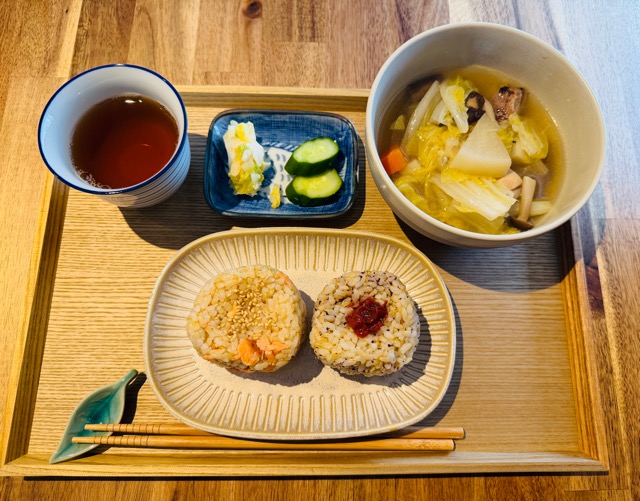 三鷹北口「トト」玄米おにぎりとスープのお店