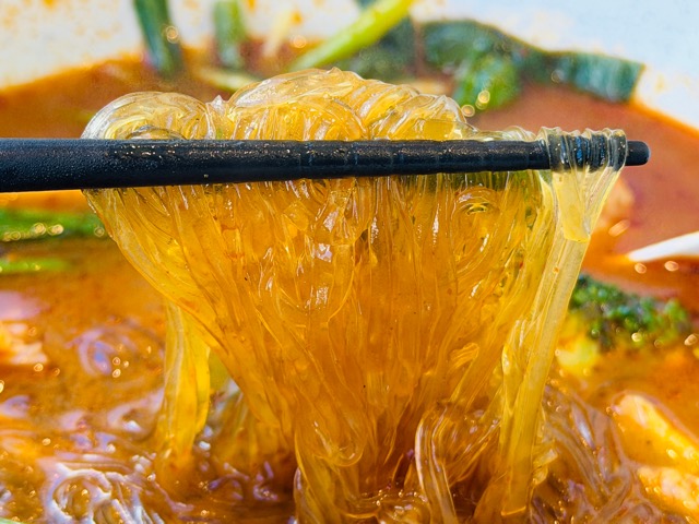 吉祥寺「iSDG 麻辣燙研究所 マーラータン」