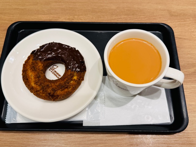 ミスタードーナツ モーニング ミルクティー おかわり自由