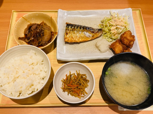 やよい軒 吉祥寺南町店