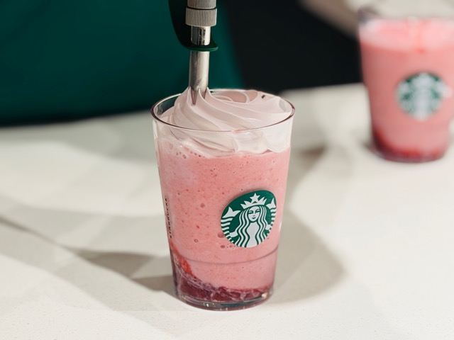 スターバックス コーヒー アトレ吉祥寺店(B1)My フルーツ³ フラペチーノ®