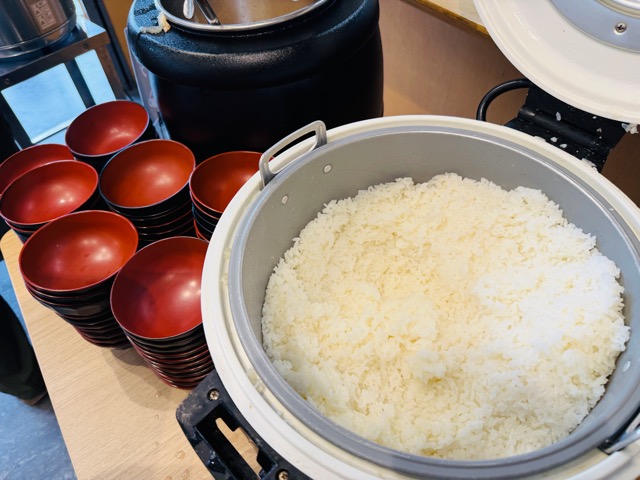 三鷹市市役所「コックテイル食堂」
