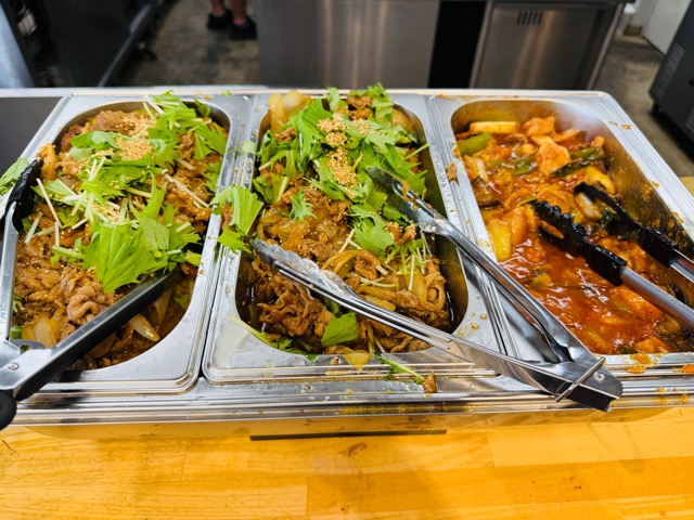 三鷹市市役所「コックテイル食堂」