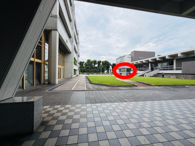 三鷹市市役所「コックテイル食堂」
